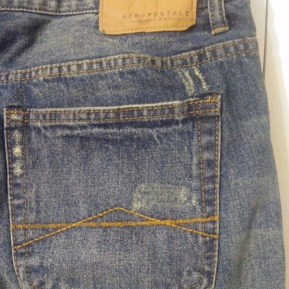 Aeropostale Relaxed Thigh Buttons Straight 31x32 - Picture 4 of 8